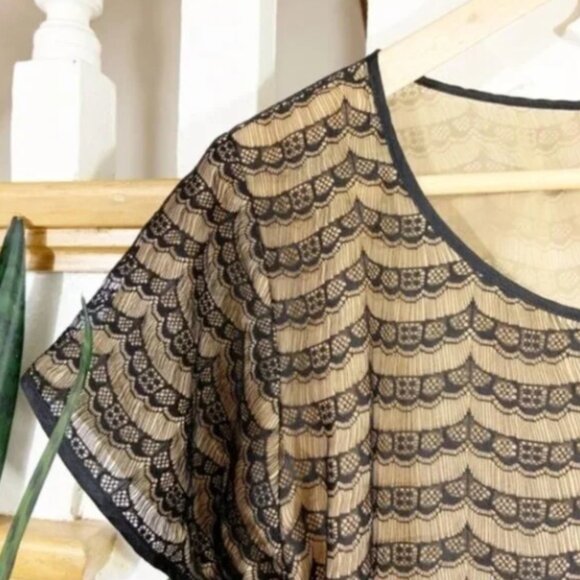 Women's Comfort Long Sleeve Top - Picture 2 of 3